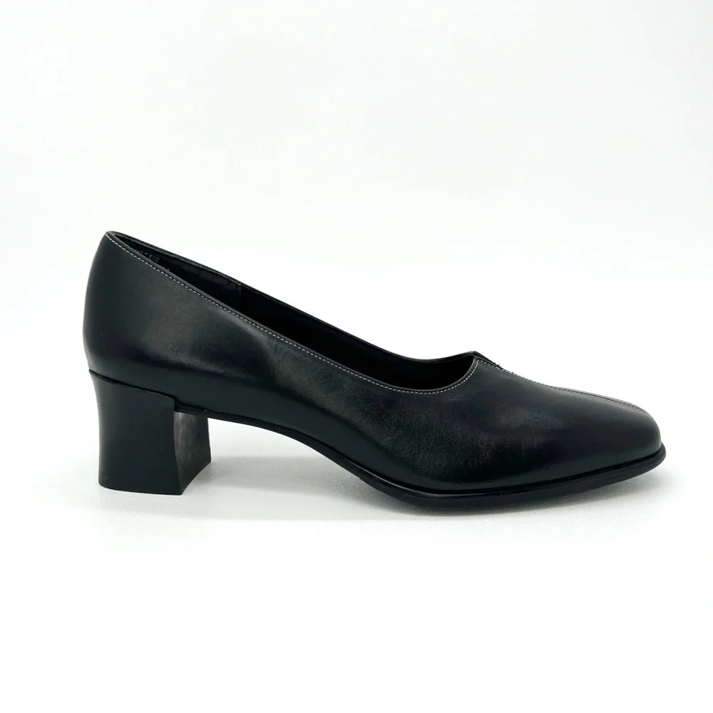 Munro American Black Leather Heels ** Size 7 Narrow *** Pumps New Shoes Comfort
